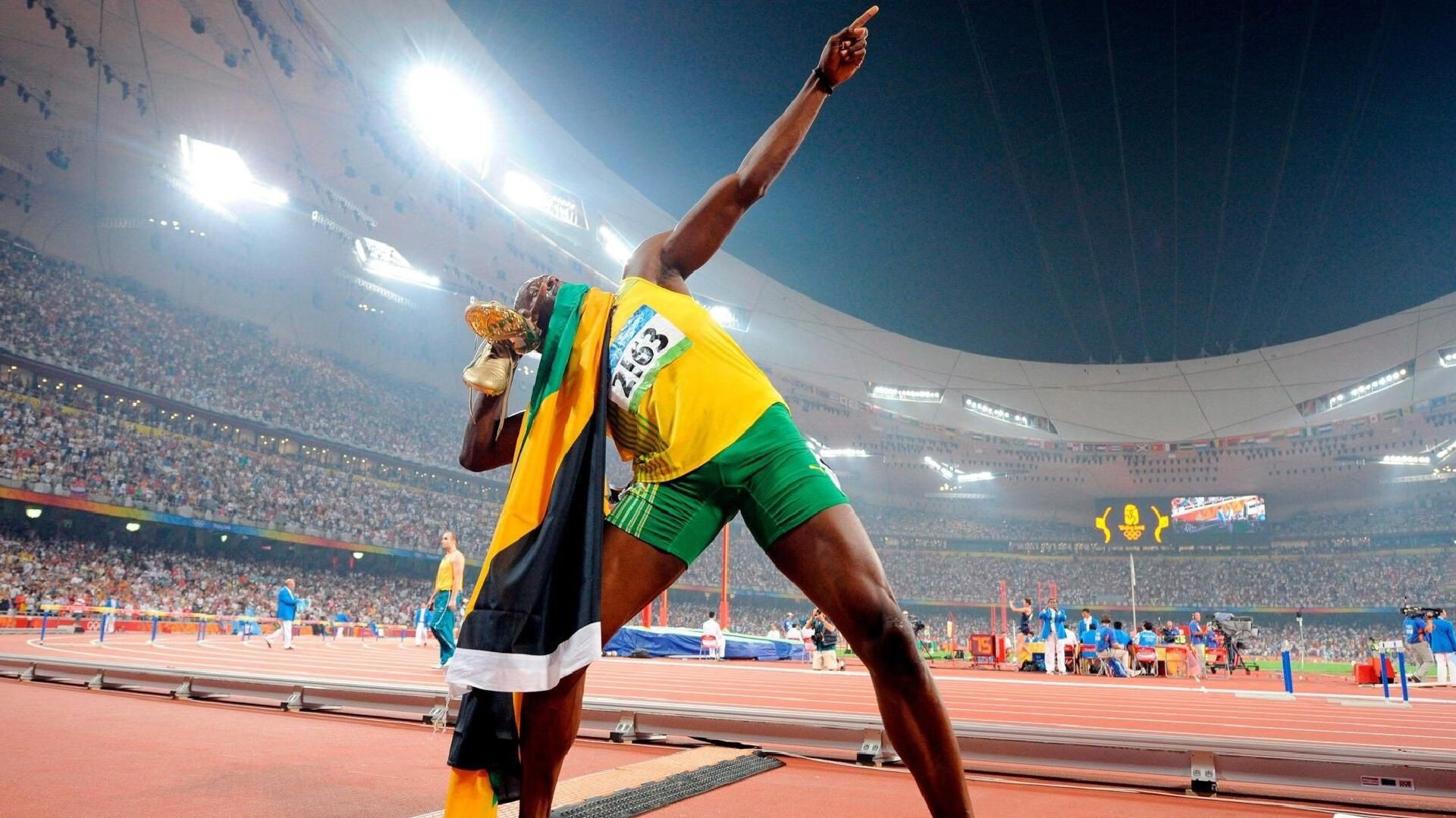 开云体育-迪巴拉进攻端无人可挡,西班牙带走加纳,当个人天赋撞上精密机器